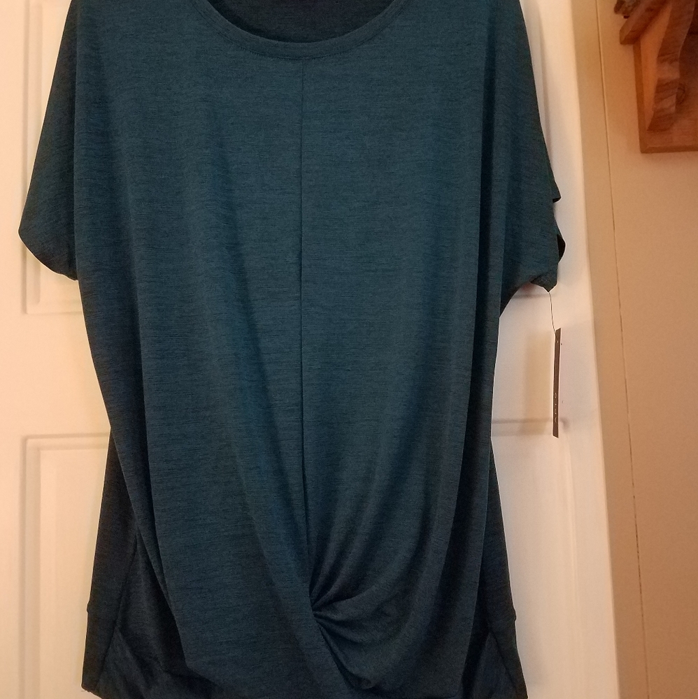 Apt 9 T-shirt